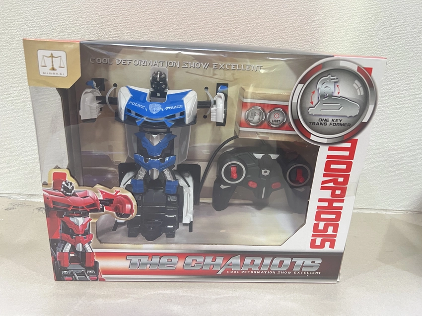 Five-in-one one-button transforming Lamborghini Venom (Police Car)