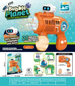 21-Hole Space Spinner  
Light and Music Bubble Machine  
(batteries not included)