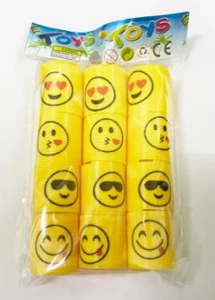 12 QQ emoji rainbow rings with circles