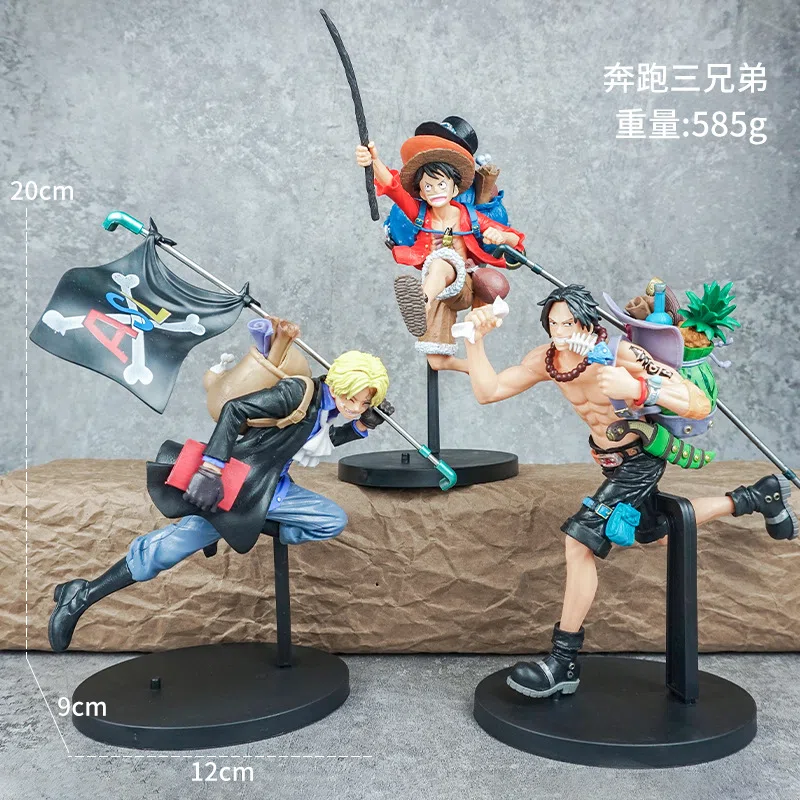 One Piece Running Three Brothers Figurine