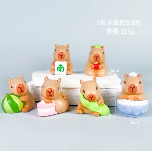 Capybala figure quack set B