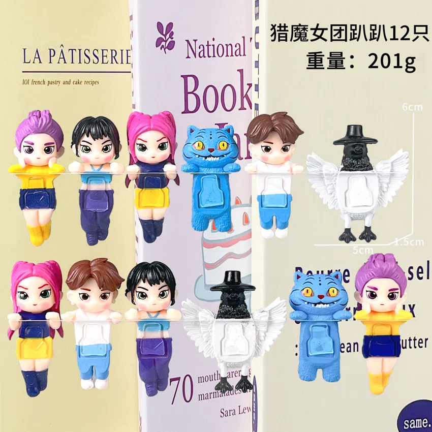 There are 12 figures in the Angel Witch Hunt series