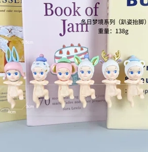 Paw Paw Angel Winter Dream Foot Lift Series Figurine 6 Pieces