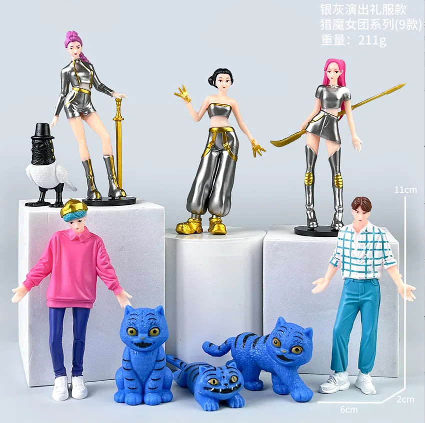 The witch hunt troupe figure silver gray performance dress 9 models