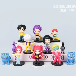 Witch hunting group figure Q version of the men's group and 12 women's groups