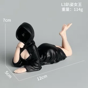 Black Robe Queen L3 Lying Queen Figurine