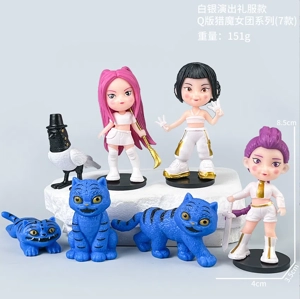 The witch hunt troupe figure Q version silver performance costume 7 models