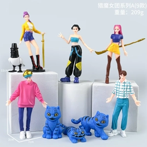 The witch hunting troupe figure performance dress group A 9 models