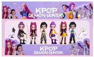 5-inch Witches Hunting Team 8-figure card pack, 1 type