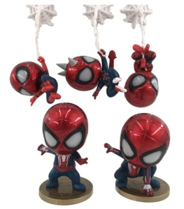 5 Spider figures without lights