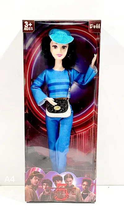 The latest hit 'Stranger Things 5' 11-inch Barbie solid thigh 11-joint band music lighting accessories