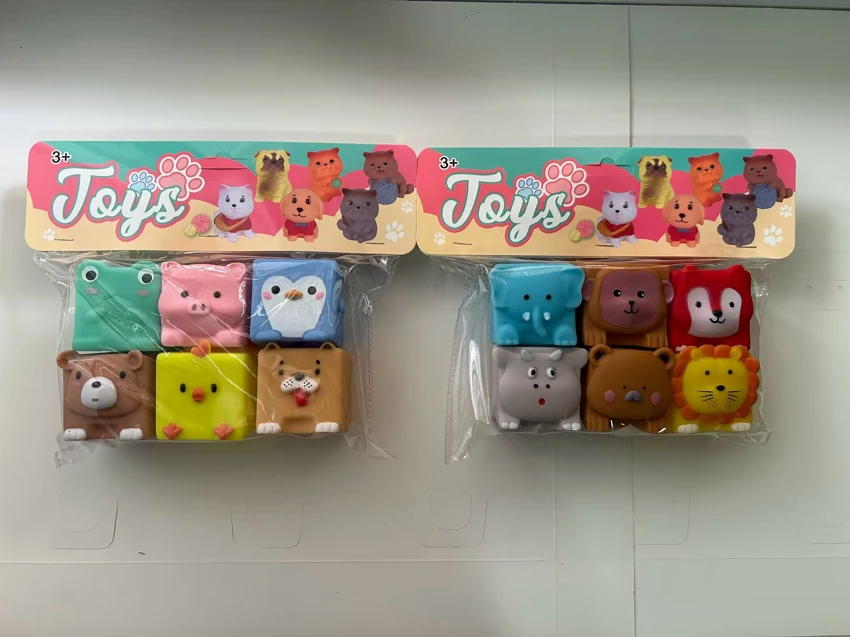 Enamel 12 types of animal building blocks PVC card head bag (mixed) automatic B