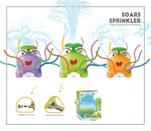Water play sprinkling frog