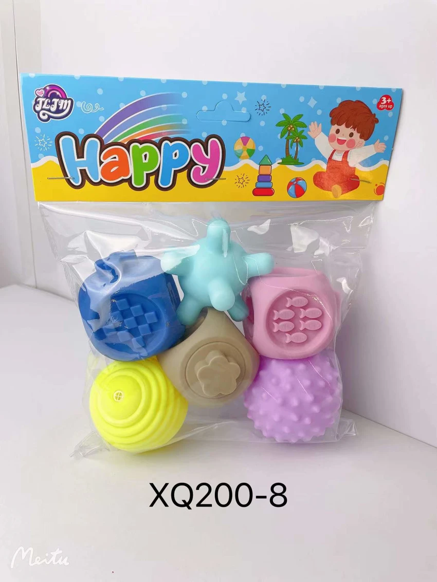 Environmentally friendly rubber puzzle building blocks are mixed with 6 pinch balls