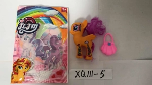 Patterned horse comb mix