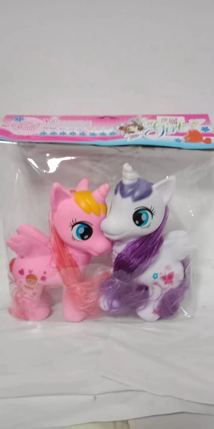 2 Large Unicorns, Light and Music