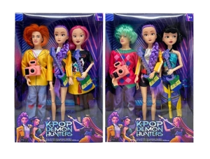 Edisi Mattel generasi pertama K-POP setan berburu 11,5 inci 12 sendi solid setan berburu kelompok wanita, setan berburu kelompok pria tiga orang campuran dengan gitar dan kamera.