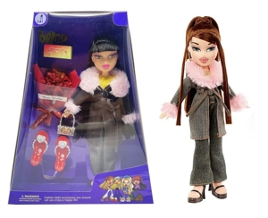 OMG BRATZ รองเท้าบูท   คอลเลคชั่นฤดูหนาว ขนาด 10 นิ้ว ขาใหญ่ ตุ๊กตาหัวใหญ่ มีแว่นตา สายรองเท้า สายกระเป๋าถือ สายดอกไม้แท้