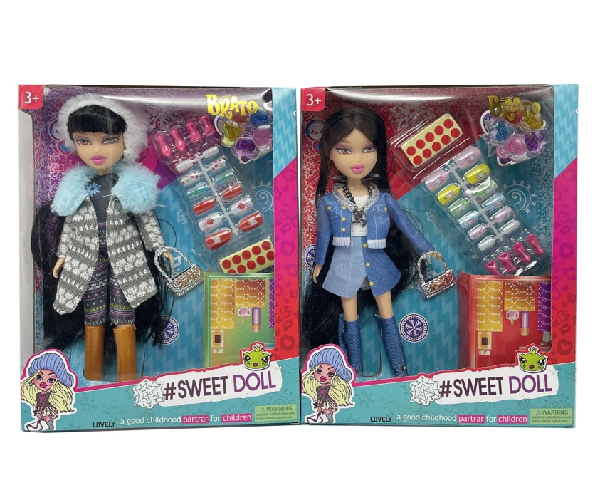 OMG BRATZ รองเท้าบูท   ฤดูหนาวชุด 10 นิ้วเท้าขนาดใหญ่ต้นขาของแข็งตุ๊กตาหัวใหญ่ที่มีชุดเล็บจริงน้ํามันเครื่องสําอาง, ถุงเพชร