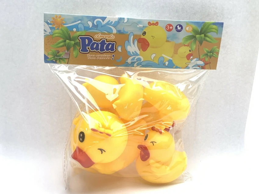 Bath Vinyl Squeeze Squeaky 1 Large Duck + 3 Ducklings
