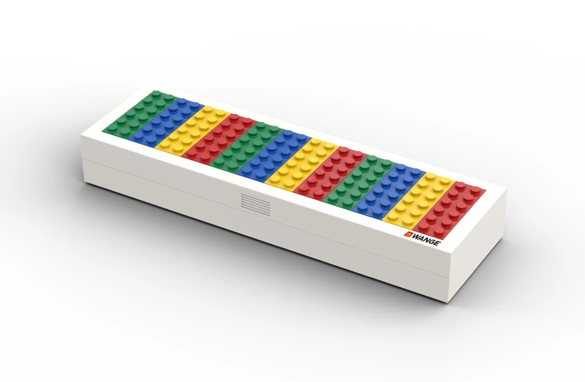 -/Bricks pencil box