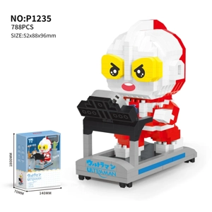 Berat Badan Ultraman - Berlari (788PCS)
