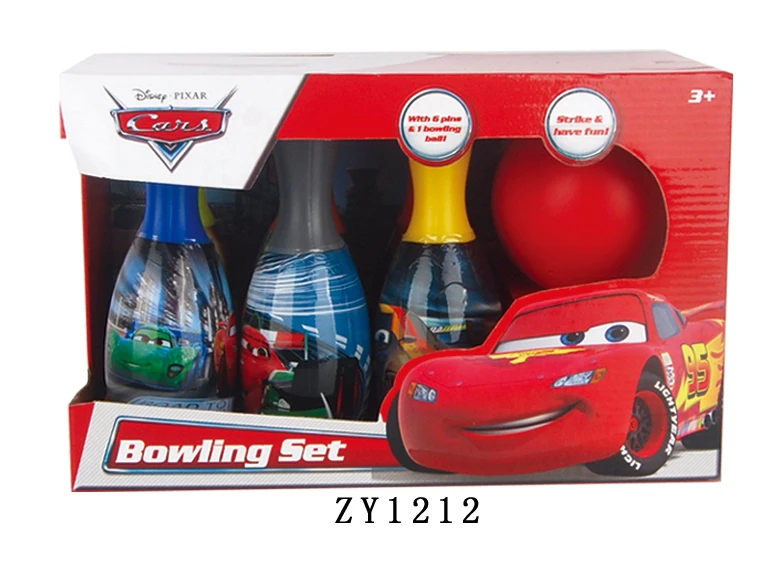 Kereta yang mempunyai bola bowling 7.5 inci