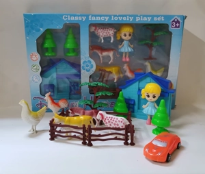Rumah kecil dengan ladang