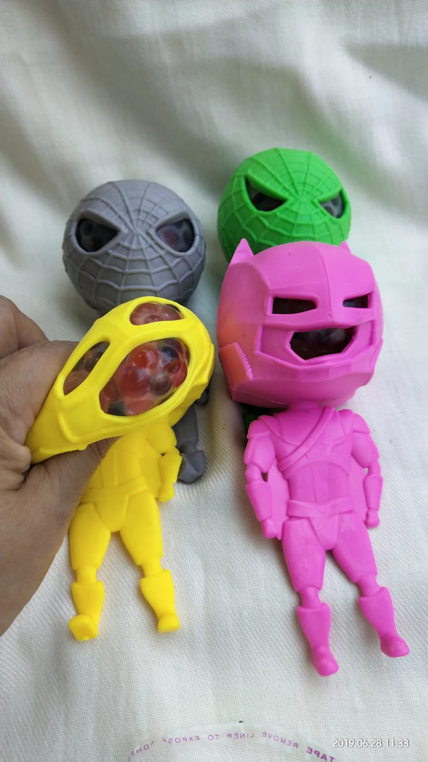 Bola Bola Manik Alien