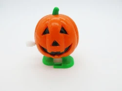 Berjalan di atas talian Labu Halloween (bahan ABS