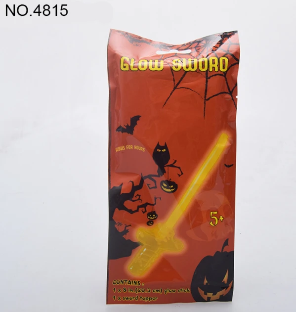 Pohon Halloween yang berwarna-warni