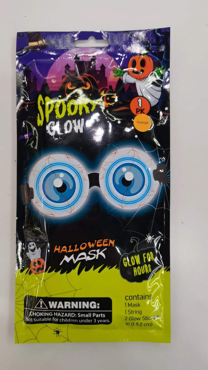 Cermin mata dan topeng Halloween