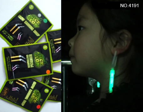 Satu set anting-anting lampu neon