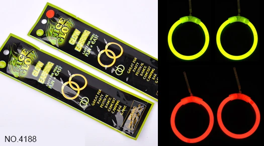 Satu set anting-anting fluorescent