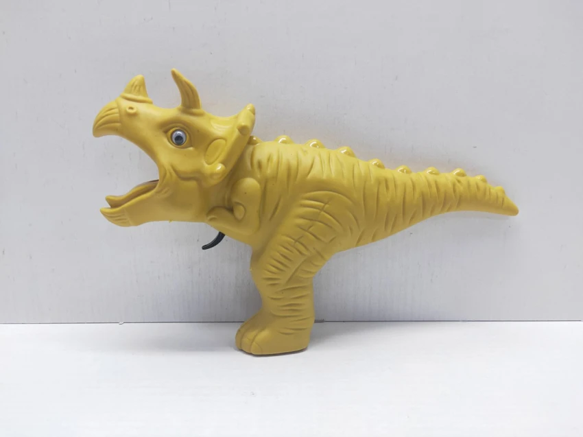 Senjata Api Dinosaur (warna)